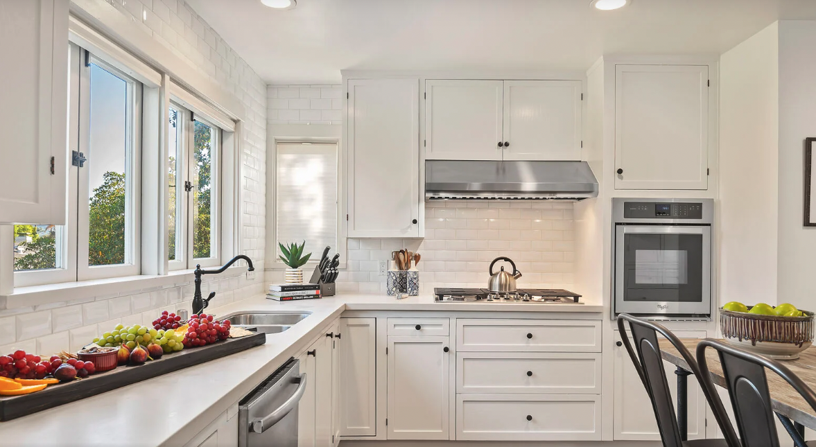 Anacapa House - Image 15